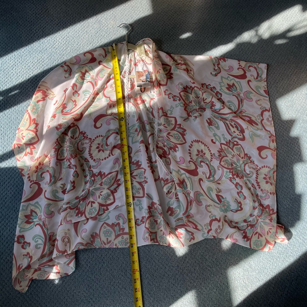 Simply Noelle Multicolor Kimono with Lace Trim